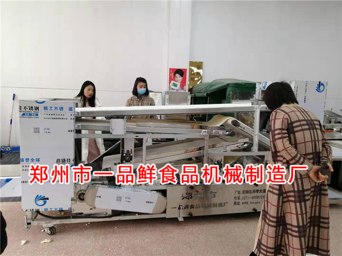 陜西客戶更換大型燴面機(圖2) 陜西客戶更換大型燴面機(圖2)