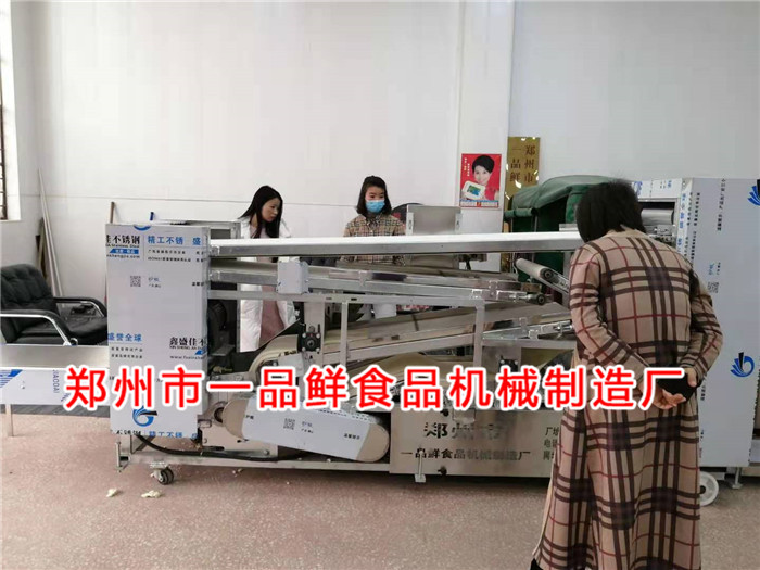 陜西客戶更換大型燴面機(圖3) 陜西客戶更換大型燴面機(圖3)