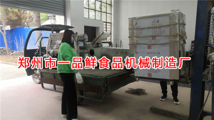 面館客戶訂購1型燴面機(jī)(圖1) 面館客戶訂購1型燴面機(jī)(圖1)