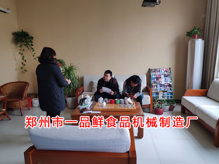 客戶簽訂購(gòu)機(jī)協(xié)議 客戶簽訂購(gòu)機(jī)協(xié)議