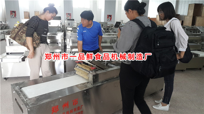 王總講解設(shè)備功能及操作要領(lǐng) 王總講解設(shè)備功能及操作要領(lǐng)