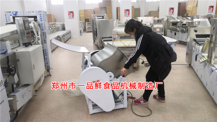 洛陽(yáng)客戶(hù)訂購(gòu)設(shè)備開(kāi)始調(diào)試